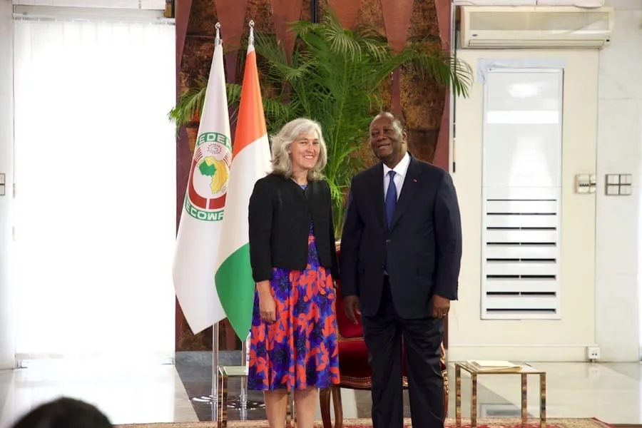 Le président Ouattara reçoit les Lettres de créance de 6 nouveaux Ambassadeurs accrédités en Côte d’Ivoire