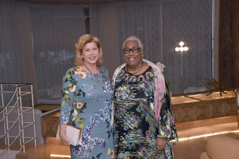 Dominique Ouattara chez Thérèse Houphouët Boigny: des images