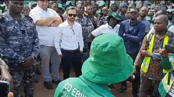 Ramassage ordures ménagères Abidjan: 2e jour de grève des agents d’Eco Eburnie