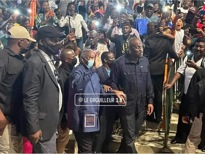 Gbagbo crée l’émeute au concert de Yodé et Siro : des images inédites