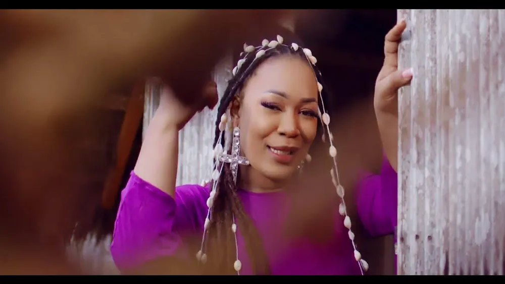 Josey – Ambiance à la côtière, clip officiel
