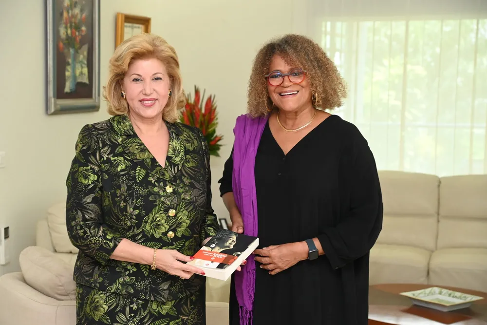 Jocelyne Beroard, du groupe KASSAV, chez Dominique Ouattara