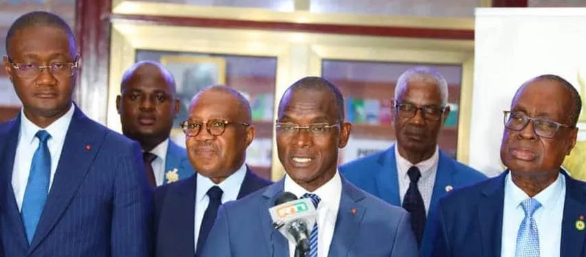 Le Sénat ivoirien examine le budget 2023 de l’État