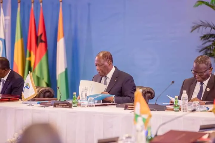 Ouattara prône « zéro tolérance » contre la corruption