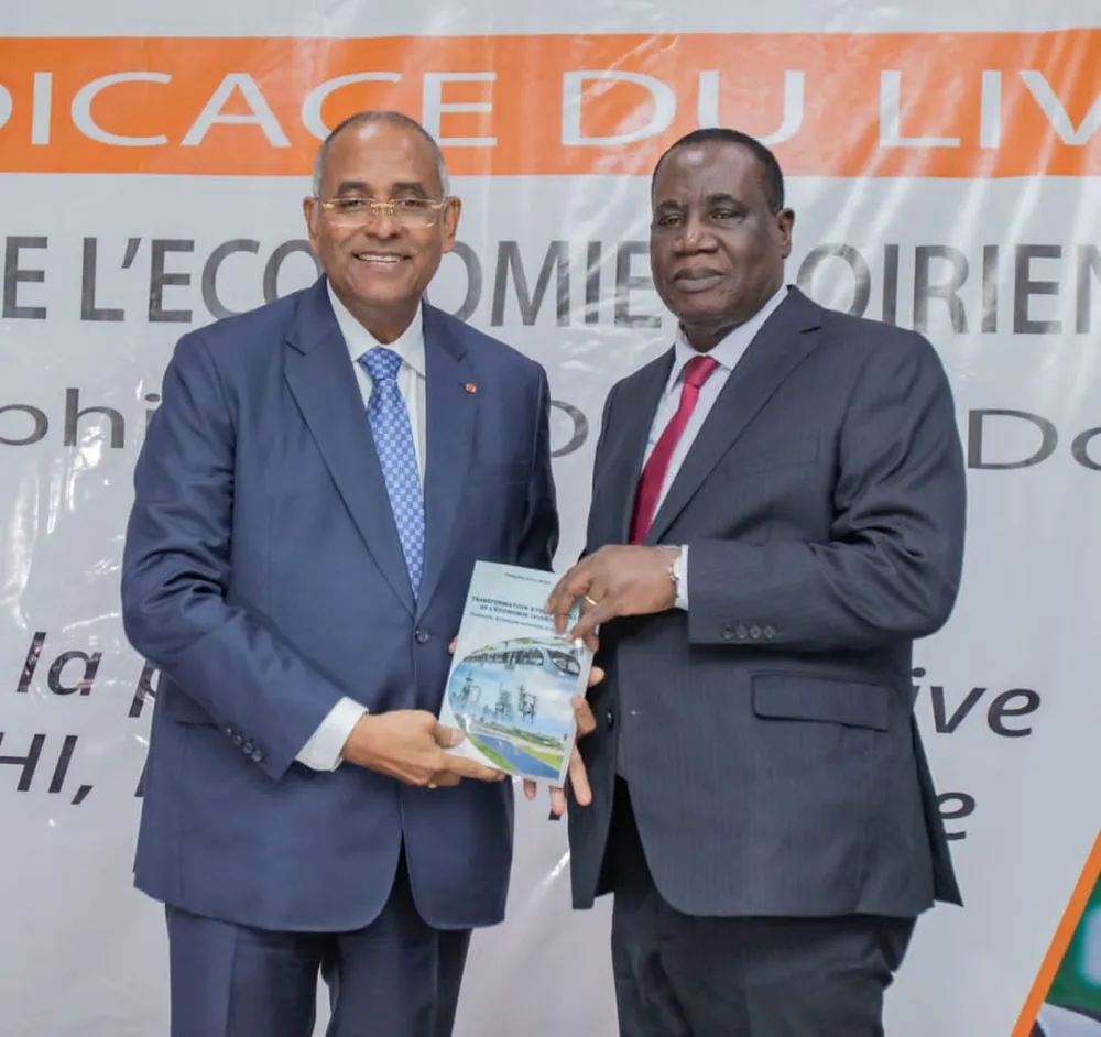 « La transformation structurelle de l’économie ivoirienne »: Patrick Achi sous le charme du dernier livre d’Ahoua N’doli Théophile