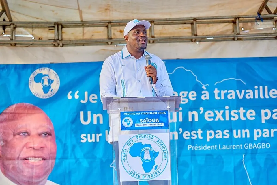 Stéphane Kipré depuis Saioua : « oui ils font des routes, mais 3 mois après, c’est impraticable, on ne peut pas se taire »
