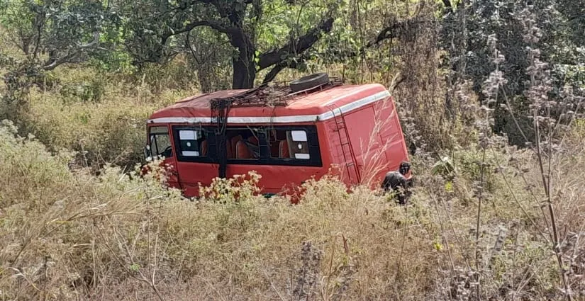 Accident d’un minicar à Halnankaha