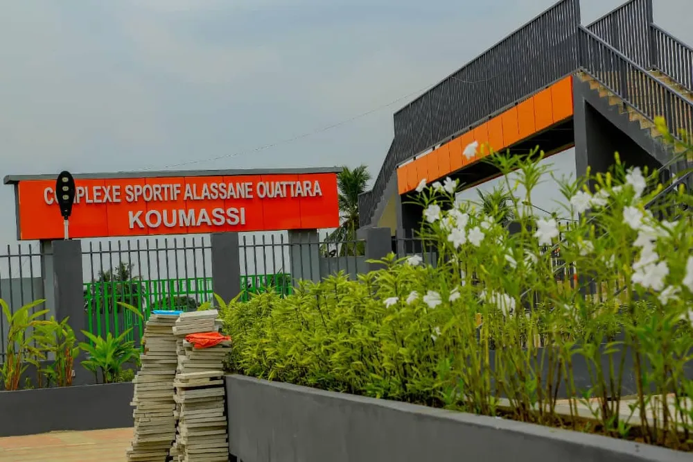 Complexe sportif Alassane Ouattara de Koumassi: un autre chef d’œuvre en cours de téléchargement, des images
