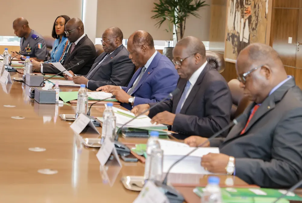 Affaire Libanais arrêtés, trafic nationalité et passeports: Ouattara en colère recadre ses ministres et généraux, ces têtes qui vont tomber