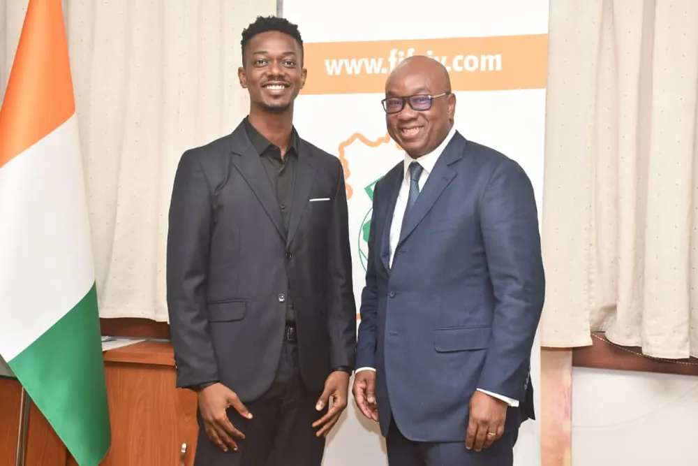 Jonathan Morrison et Idriss Diallo, président de la FIF, font la paix