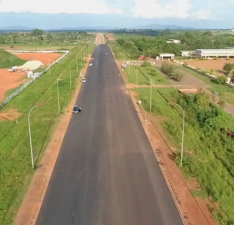 Réhabilitation et de bitumage des voies de Yamoussoukro: la phase II du en cours