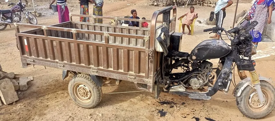 Doropo : des motos tricycles incendiés dans la nuit par des inconnus