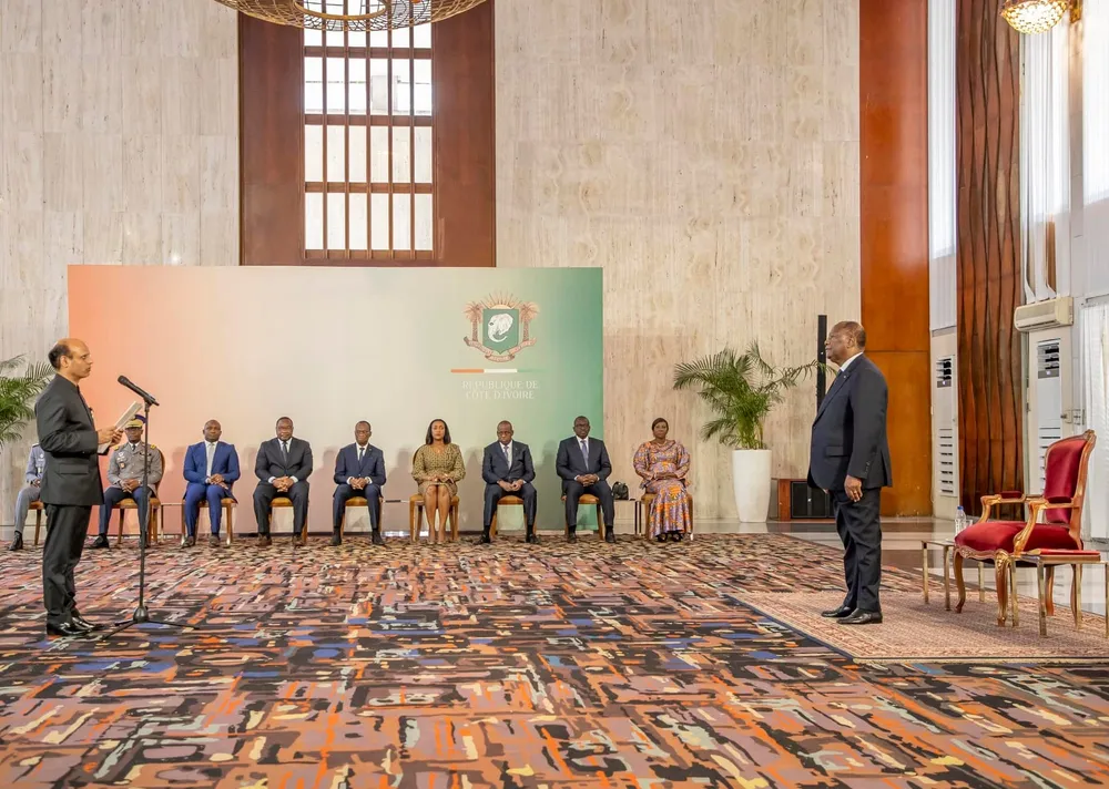 Alassane Ouattara reçoit les Lettres de créance de quatre nouveaux ambassadeurs