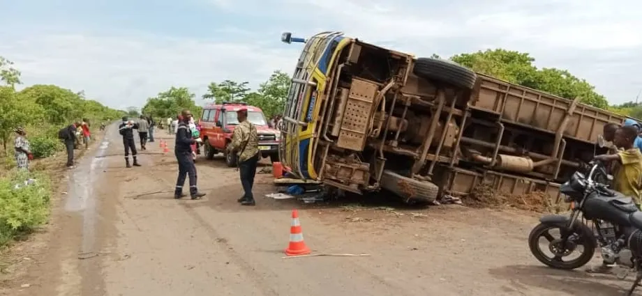 Accident d’un car sur l’axe Bouna-Bondoukou 27 victimes