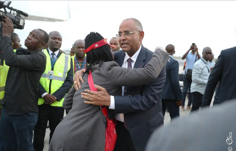 Arrivée de 150 Ivoiriens dont 45 femmes et 5 bébés rapatriés de Tunisie: des images