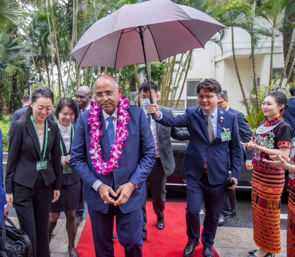 Patrick Achi est arrivé en Chine ce 28 mars 2023: des images