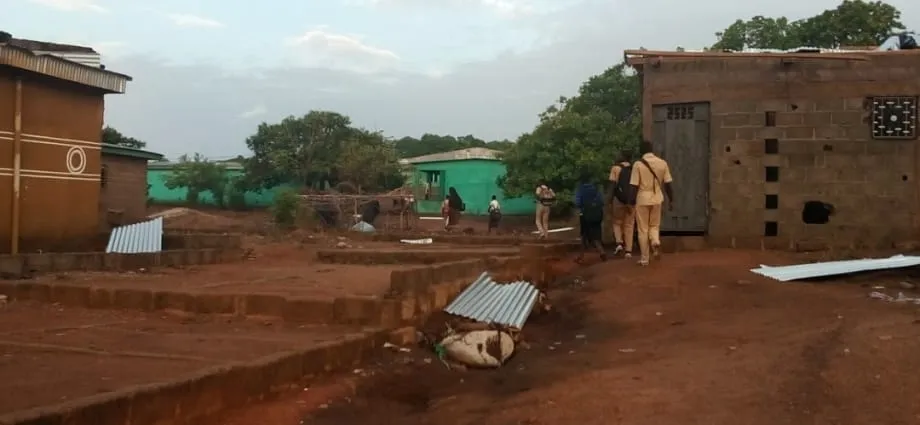 Kounahiri : une pluie diluvienne décoiffe plusieurs logements