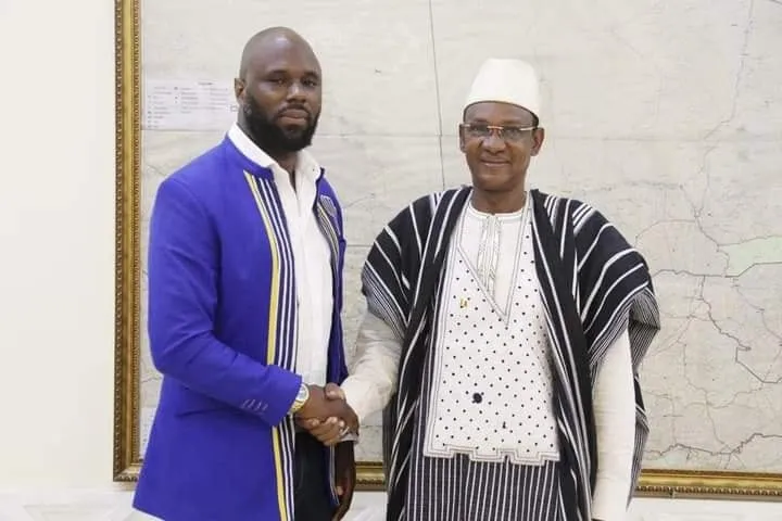 Le militant panafricaniste Kémi Séba reçu au Mali par Choguel Kokalla Maïga