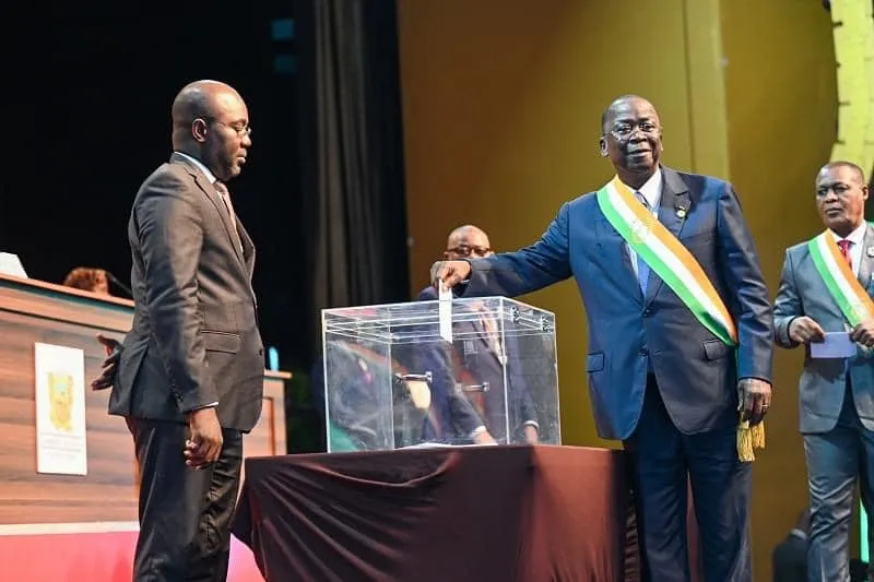 Côte d’Ivoire : la constitution a encore été amendée