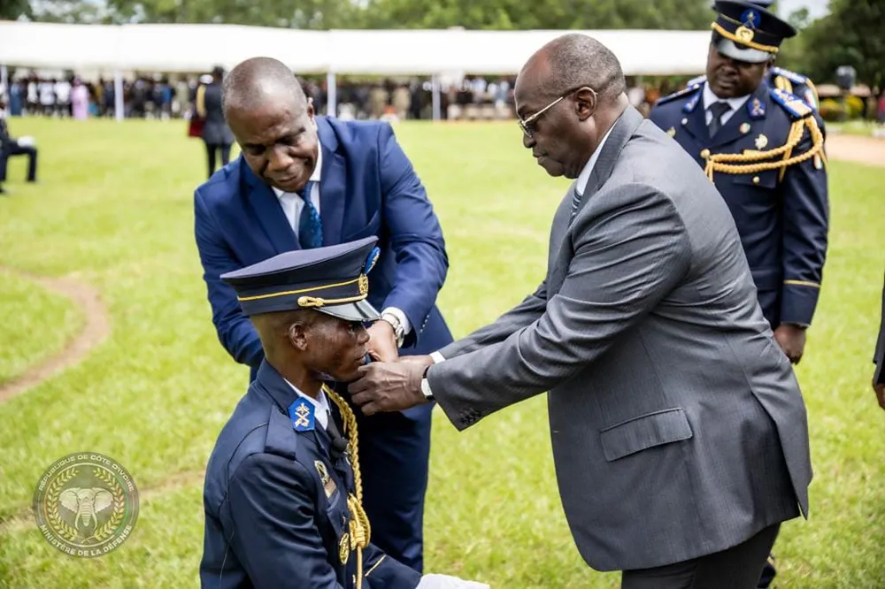 Académie des Forces Armées (AFA): remise d’épaulettes à 145 Sous-Lieutenants de la promotion Triomphe