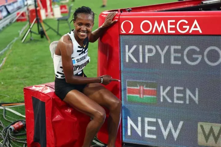 Athlétisme: Faith Kipyegon bat le record du monde du mile
