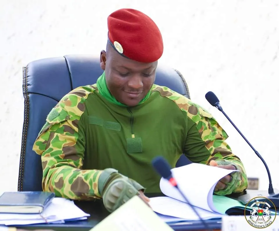Burkina : le gouvernement approuve l’envoi d’un contingent burkinabè au Niger