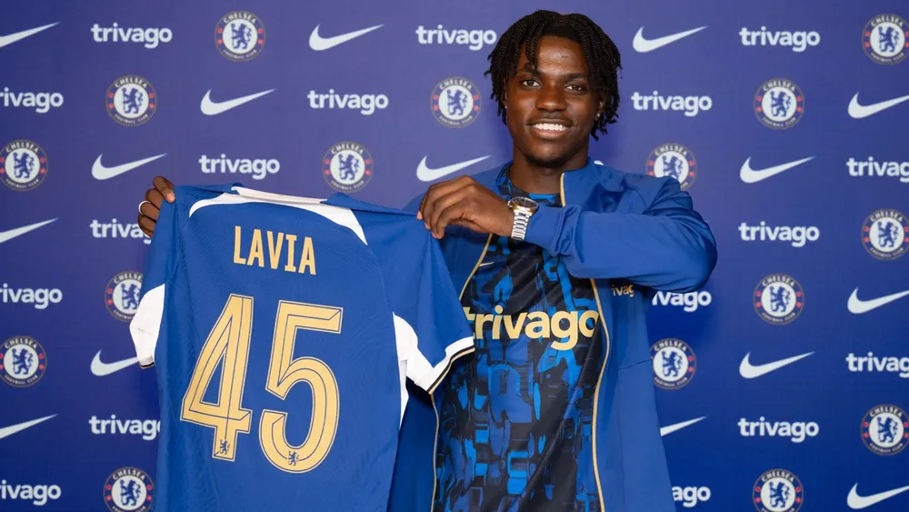 Roméo Lavia signe à Chelsea