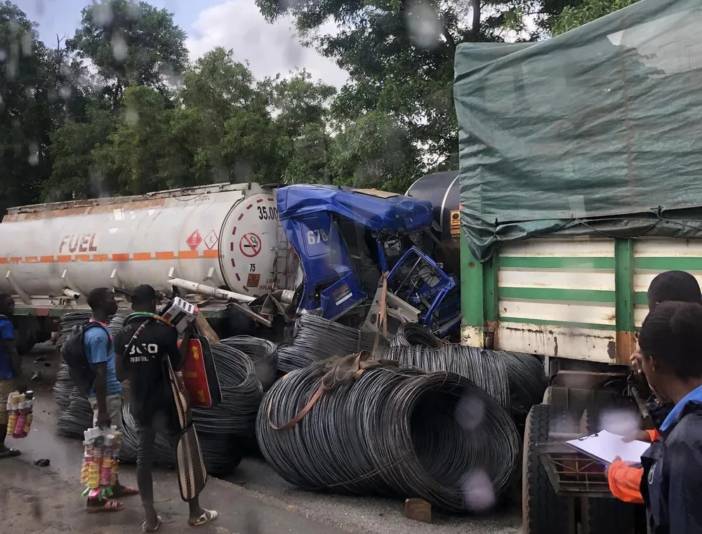 Grave accident de la circulation de camions à Attecoubé ce lundi