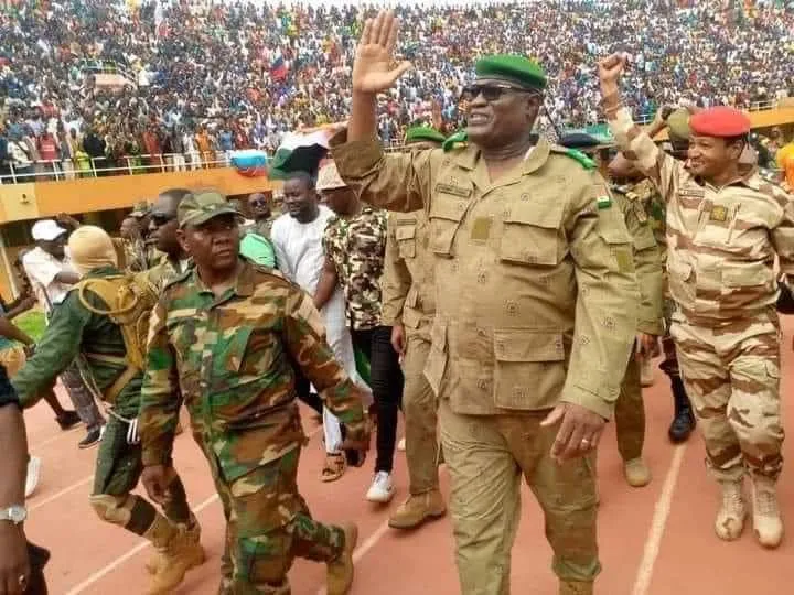 Niger : Le général Toumba accuse la France de ne pas vouloir quitter le pays