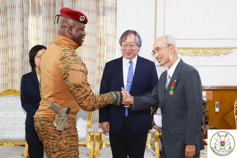 L’Ambassadeur du Japon au Burkina fait ses adieux au capitaine Ibrahim Traoré