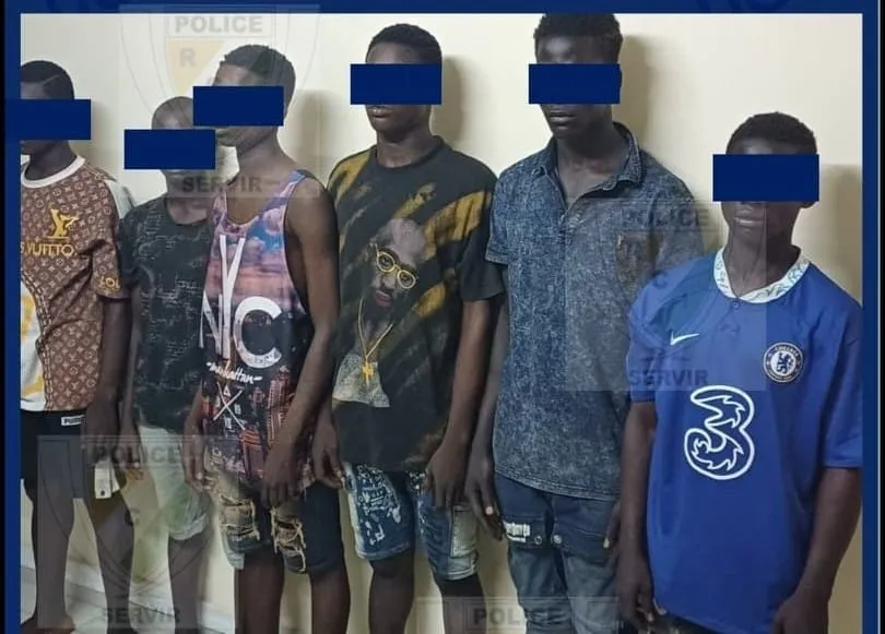 Adjamé-Bracodi : démantèlement d’un réseau d’agresseurs et de voleurs de téléphones portables