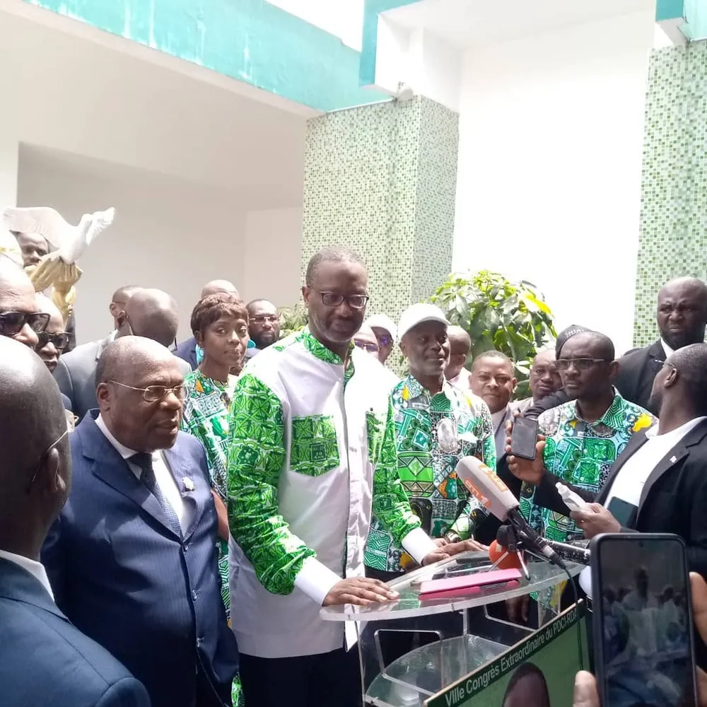 Tidjane Thiam répond à ses détracteurs : « Je suis né au PDCI, mon père était membre du bureau politique, ma mère était militante »