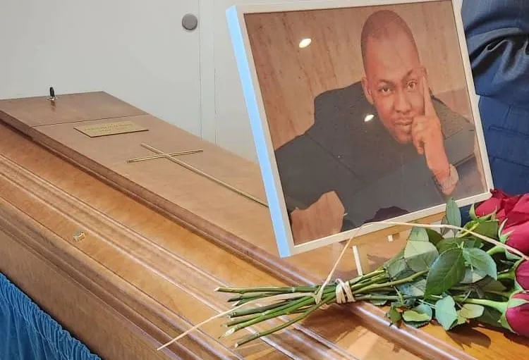 Levée du corps de Baba Cool à Paris : un dernier hommage à l’animateur de la RTI