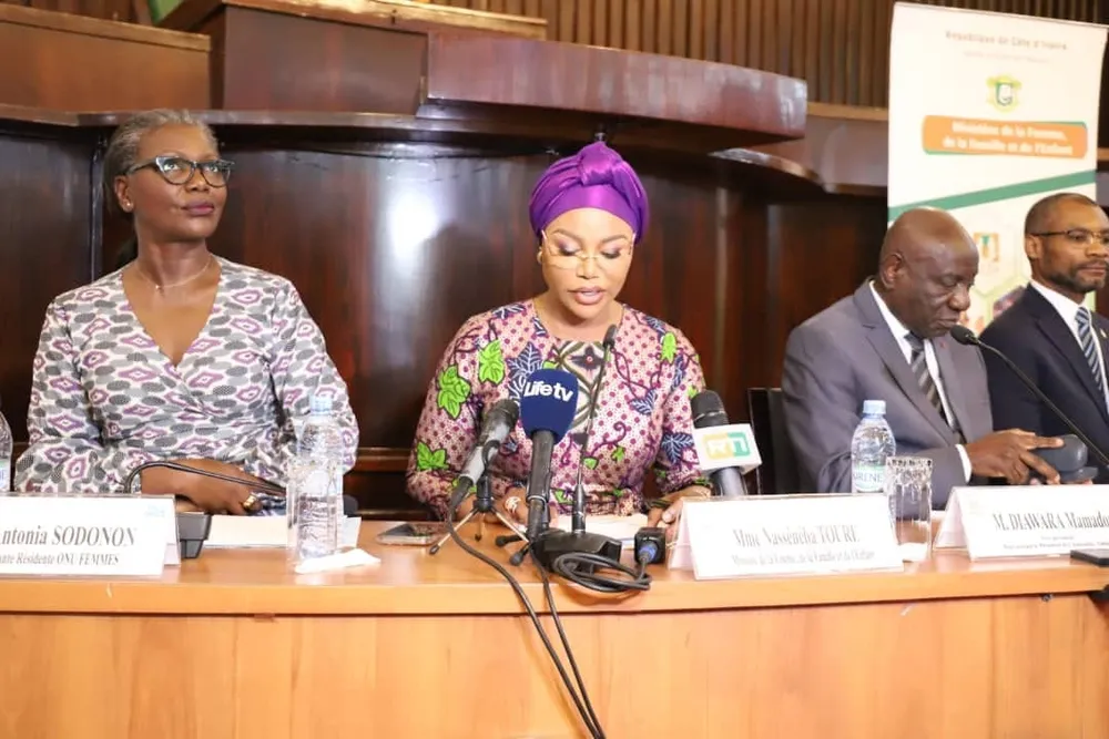 La Ministre Nassénéba Touré fait voter le Budget 2024 du Ministère de la Femme, de la Famille et de l’Enfant