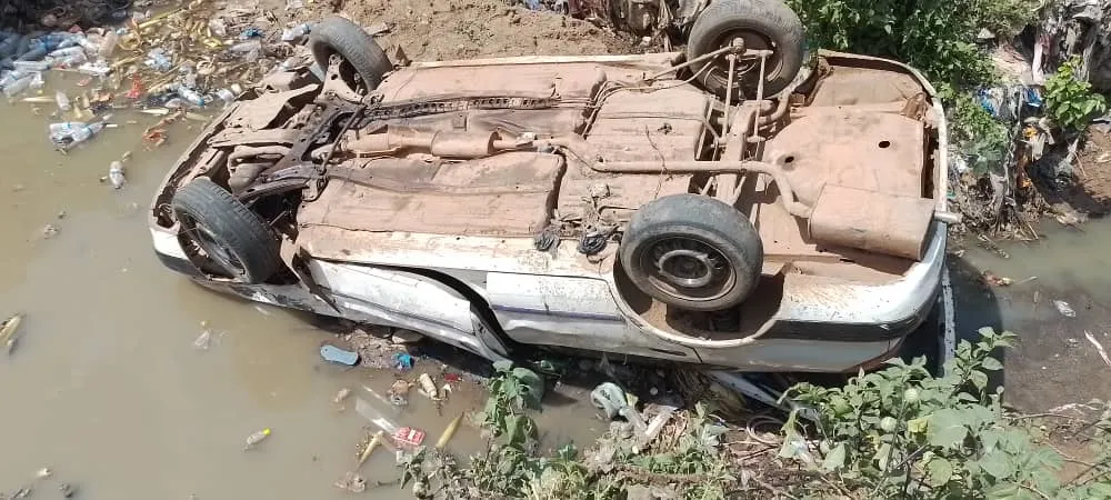 Grave accident de la circulation à Bouaflé : un taxi finit sa course dans un trou, 7 victimes