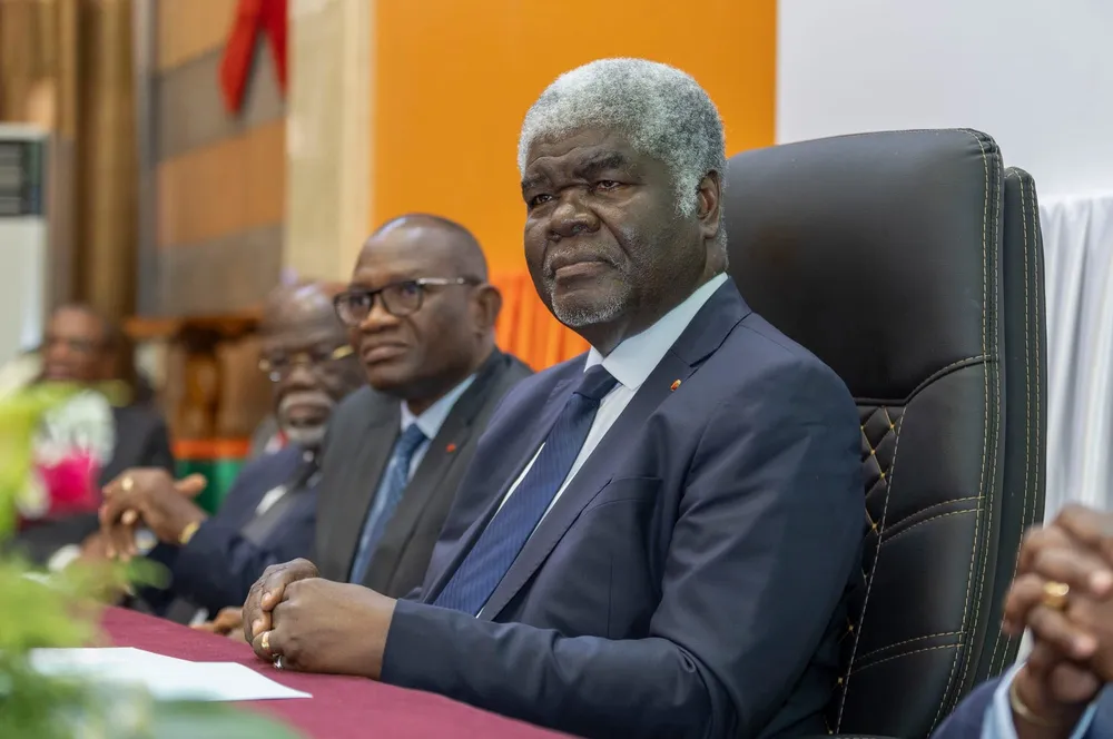 Le Premier Ministre, Ministre des Sports et du Cadre de Vie, Robert Beugré Mambé