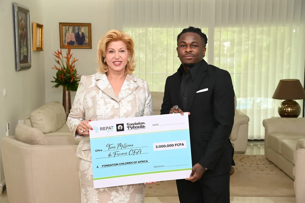 Fondation Children of Africa : Didi B offre 3 millions de FCFA à Dominique Ouattara