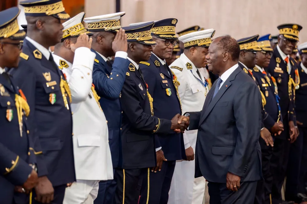 Alassane Ouattara à l’armée ivoirienne : « maintenez votre posture de vigilance »
