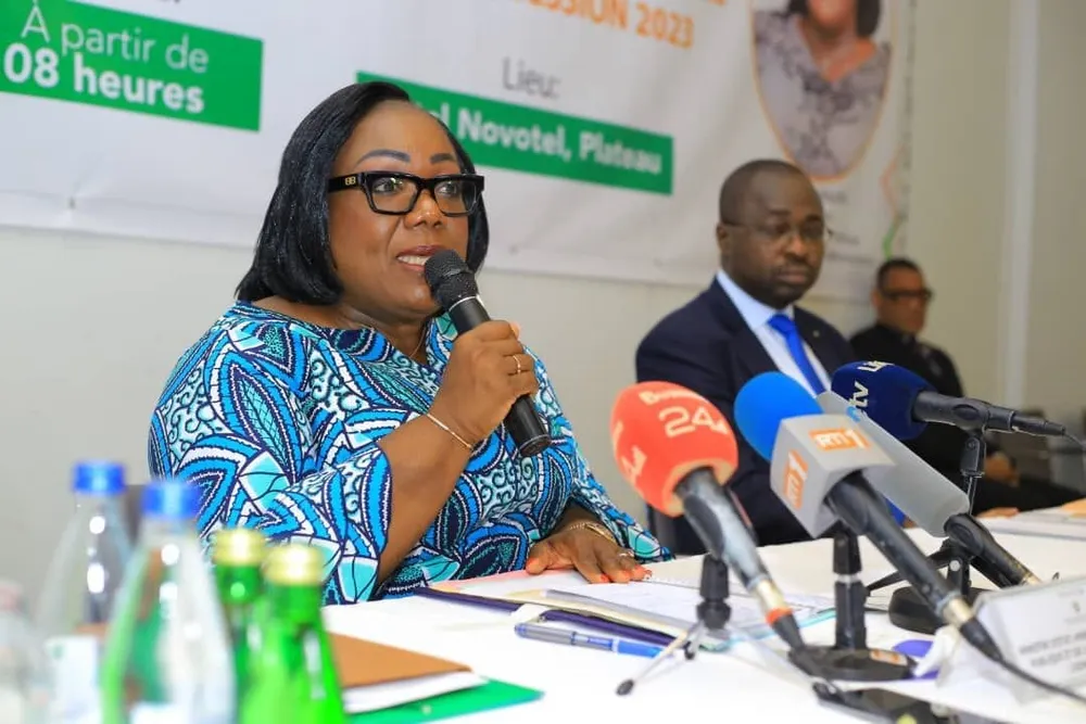 Anne Désirée Ouloto, ministre d'Etat, ministre de la Fonction Publique et de la Modernisation de l'Administration