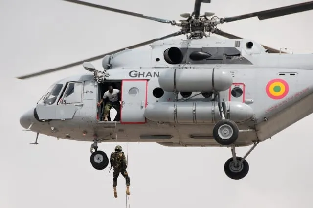 Atterrissage d’urgence d’un hélicoptère militaire ghanéen