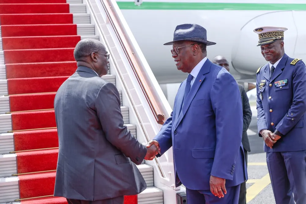 Alassane Ouattara s’envole pour la France ce vendredi : des images