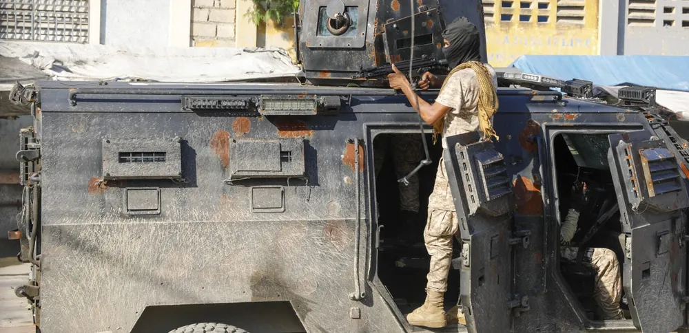 Haïti : état d’urgence et couvre-feu après l’assaut des gangs
