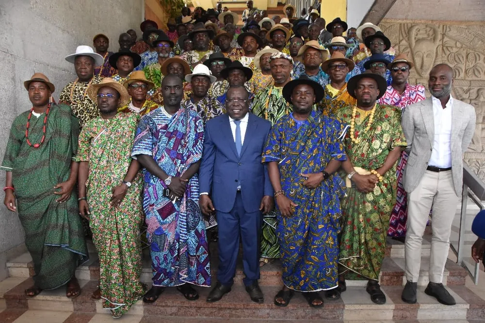 Déguerpissement : Bacongo annonce un don de 90 véhicules de Ouattara aux chefs Atchan