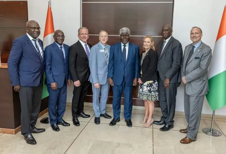 Robert Paul Bauer reçu par Robert Beugré Mambé, le 28 mars 2024 à Abidjan