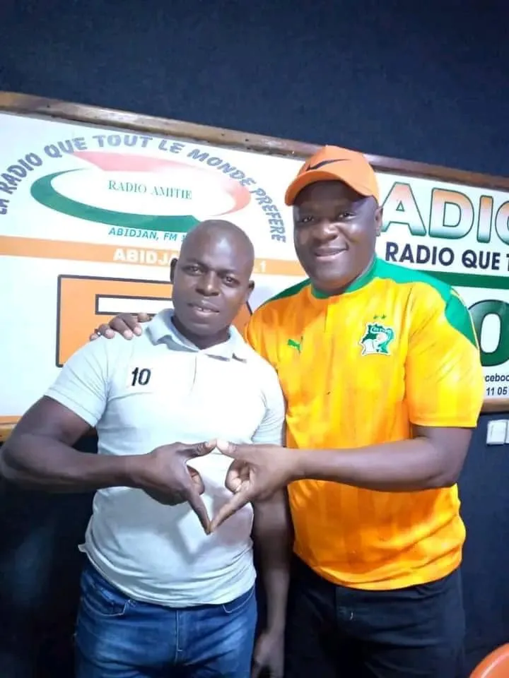 Le chanteur Fadal Dey et le militaire Ouattara