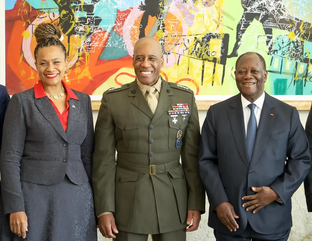 Entretien entre le Président Alassane Ouattara et le Commandant d'AFRICOM, le Général Michael Langley le 29 avril 2024