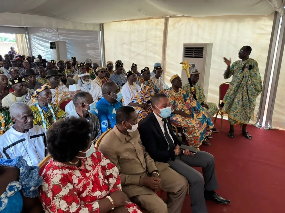 Les chefs traditionnels d'Agboville face au président Laurent Gbagbo le samedi 6 avril 2024