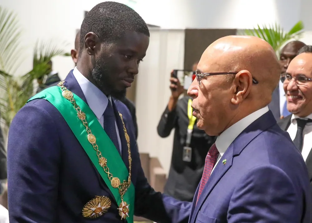 Les Présidents Bassirou Diomaye Faye du Sénégal et Ould Cheikh de la Mauritanie