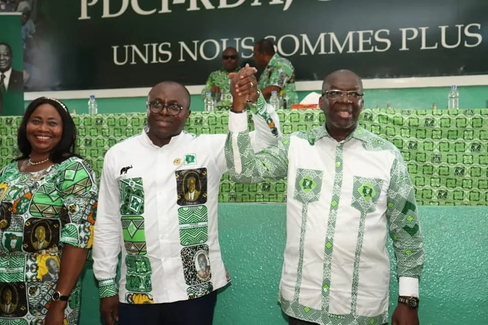Bredou Bredou Athanase et Adom Guillaume se réconcilient le 10 mai 2024 à Abengourou