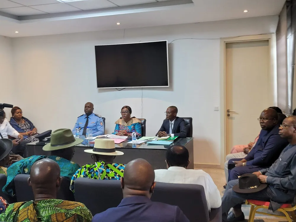 Rencontre Kandia Camara et les responsables de l'église méthodiste unie Béthel
